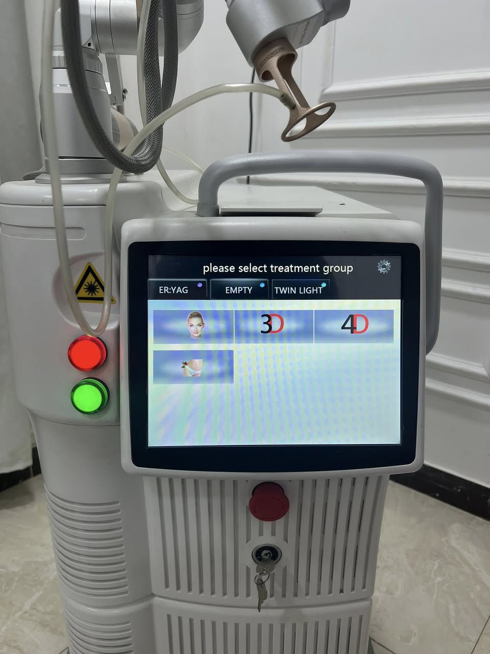 جهاز ليزر co2
بسعر مناسب للبيع نضيف الجهاز مابي ايشي
مكاني بغداد البنوك 
***********
وشغل الجهاز موجود بالتعليقات
