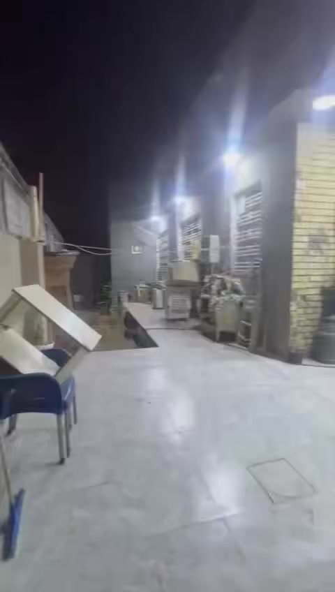 يا الله سلام عليكم الدار للبيع المساحة 270 نوع الارض طابو زراعي سند 25 البناء حديث كله طابوك فقط السياج الخارجي بلوك الموقع حي المنتظر شارع بيت الحصة المراجعة اتصال على الرقم ***********
