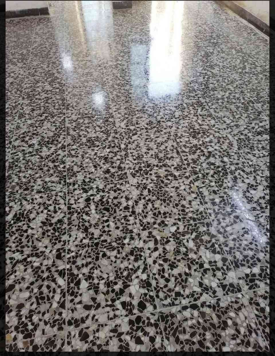 سلام عليكم ورحمه الله وبركاته خلفه سرميك مصري درجة اول جميع انواع السرميك مرمر وكاشي رقم واتس ***********
