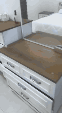 غرفة نوم تركية جديدة للبيع
السعر ٧٠٠
التواصل
0771 237 4503
