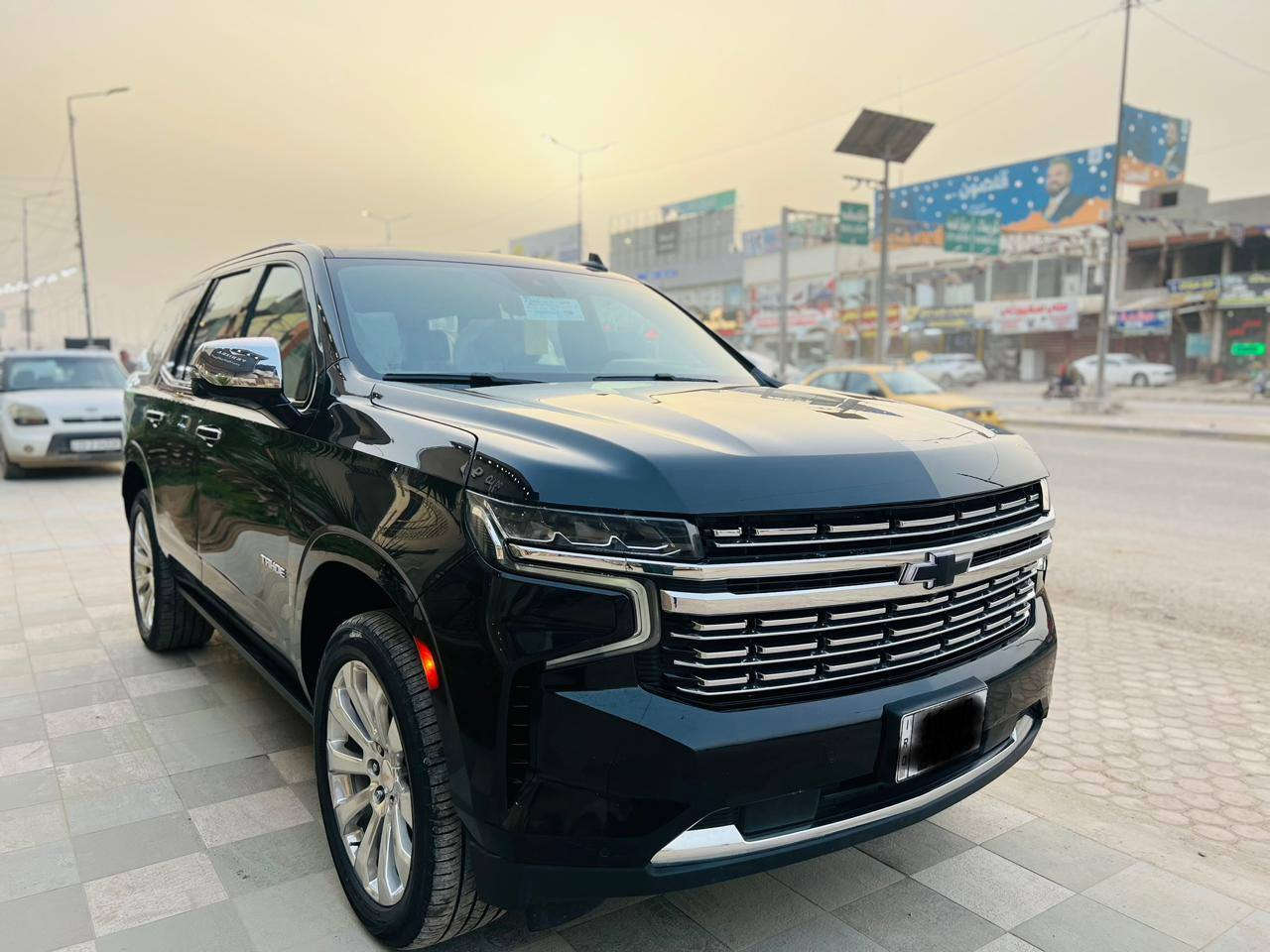 السلام عليكم للبيع شوفرليت تاهو موديل 2023برايمر اعلى فئه علامه ضوء القمر رقم بغداد بسمي مشروع وطنّي مكفوله كفاله عامه 
جديده معنى الكلمه 
فول موصفات 1/1
بصمه تشغيل 
5بصمات 
تشغيل عن بعد 
بنراما طكتين 
كشنات الاماميه كهرباء +تدفئه تبريد 
كشنات جلد 
كشنات خلفيه كهرباء 
12 ايرباك 
سبعه راكب 
ثلاث قطع تبريد 
جنطه كهرباء 
رادار الإمامي 
رادار خلفي 
خمس كامرات 360درجه 
شاشات خلفيه +سماعات
داتا شو 
جكات 
خمس كامرات 
كشن هزاز 
شاشه لكترونيه 
محرك V8/5300
نقطه عمياء 
تحديد مسار 
كل عراض شركه موجودة
وباقي موصفات برايمر معروفه 
ماشيه 63 الف حقيقي 
السعر (550)
ألاستفسار اتصل عل الرقم ***********
مكان بابل حله
