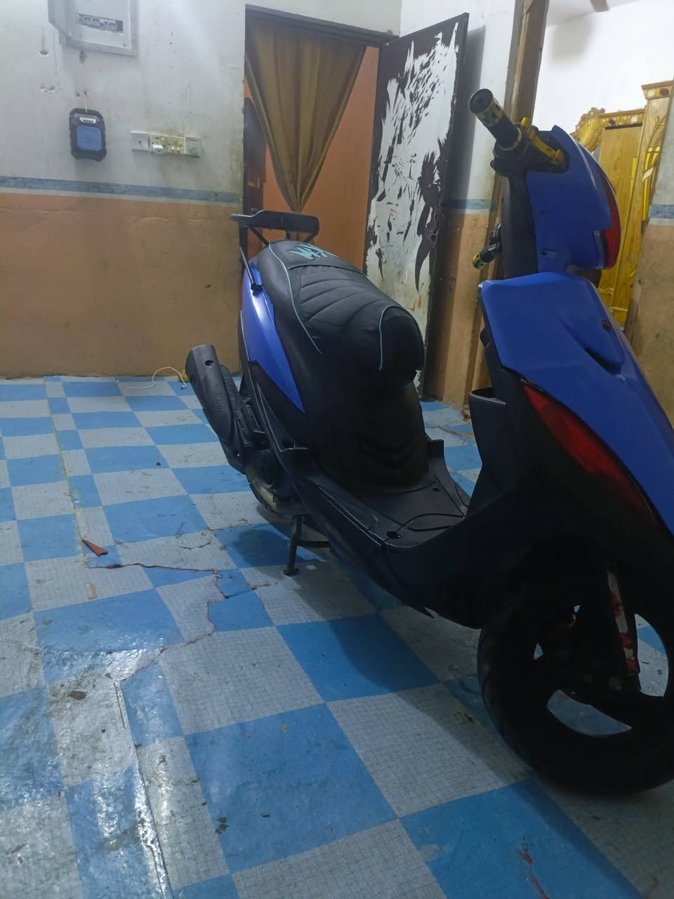 السلام عليكم ماكس ياباني رياضي نظافه شوفه عينك بالفيديو السعر 550 وبيها مجال قليل المكان كربلاء امن الداخلي ***********
