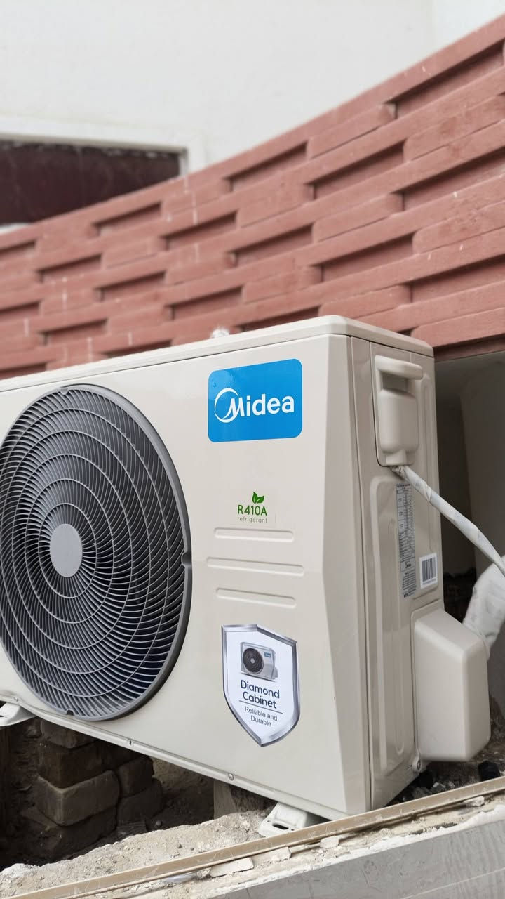 ربي يرزق الجميع 

تنصيب ليوم سبلت ميديا عمودي 
ورشة البحار لتبريد❄
***********
 *********** 
***********
