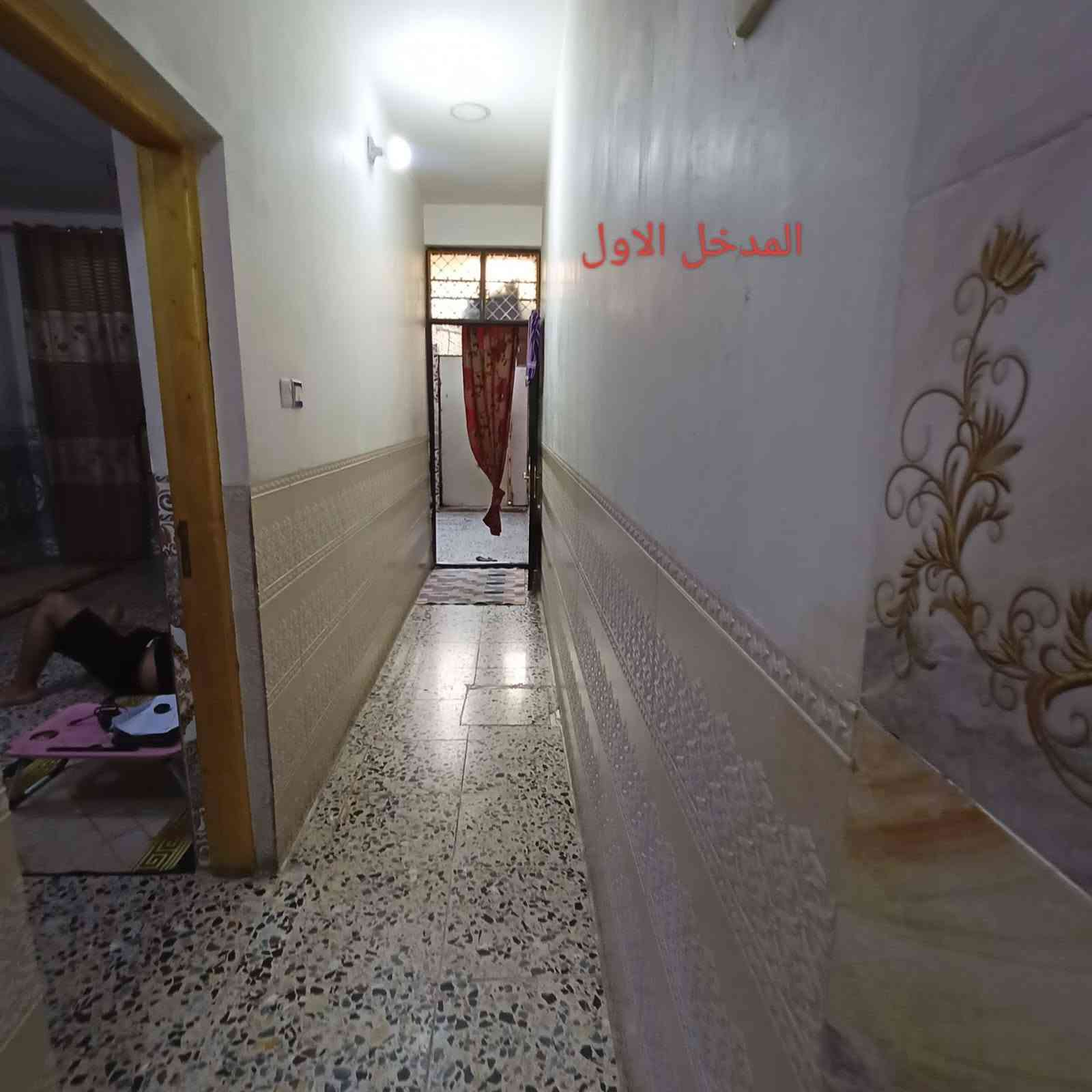 بيت في علوة زويني مساحة ١٢٠ متر طابقين يحتوي على ثلاث غرف نوم وصاله واستقبال وصيحات ٣ 
الاستفسار التواصل على هذا الرقم ***********
