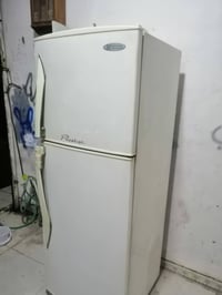 ثلاجه 18 قدم شرط الشغل للبيع سعر 125 اتصال ٠٧٧٢١٩١٨٧٠٧