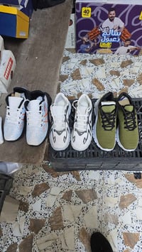 عندي احدياء شحاطة لبيع جمله تعزيله المحل بسعر ارخص من الجمله تاخدهم جم...