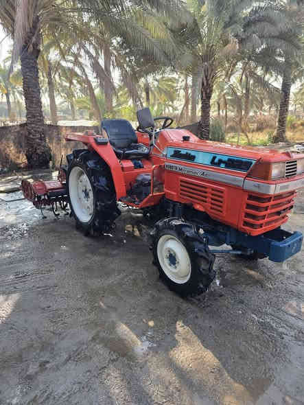 كابوته ياباني L1-22.5
دخول جديد ممشتغله ولا متر داخل العراق محرك كير اكسل عل شركه او مكفول من كلشي محرك ٣ سلندر دبل اكسل ملحقات رفاس فقط 
العنوان بابل
السعر(٤٥ورقه)
للاستفسار اكثر 
***********
