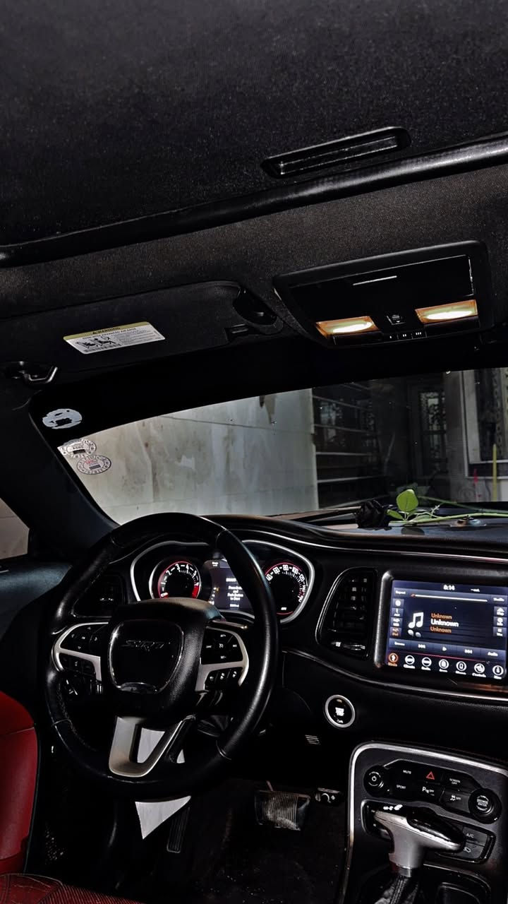 جالنجر 2018 sxt plus فتحة  3.6 6 سلندر كير مكينة كفالة
كشنات جلد احمر كشنات حضن 
تايرات جدد ويل 20 خسفة قوية 
سماعات الباين 
رقم شمالي دهوك بسم صديقي بلبصرة سنوية لحد 2030 وهزه لغاية شهر ال6 2026
ماشية 78 الف مايل 
شاشة جبيرة كار بلي 
هواي بيها مواصفات السيارة 
الضرر سطحي بدون دواخل فقط فخذه ايمن شوي معدله وسعر مناسب بلنسبه الخواتها سيارة بيها 5 قطع صبغ ابيع حزام السعر 135 وبيها مجال للشراي للبيع او مراوس مكانها بصرة


**إذا كنت صاحب هذا الإعلان وتريد حذفه لأي سبب، رجاءا أرسل رسالة إلى الدعم الفني**