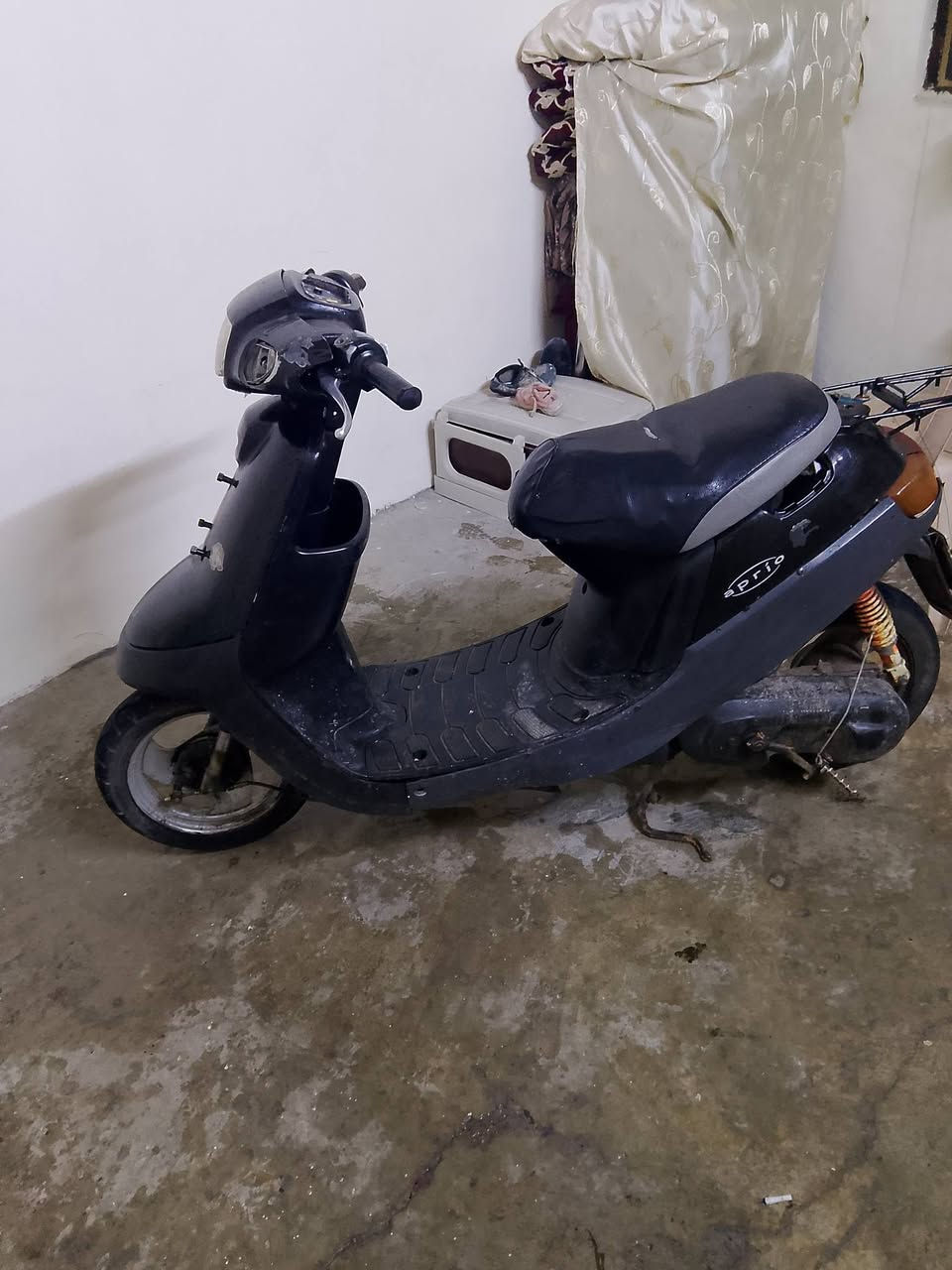 ماطور بوتين شرط كلو شغال هندر واحد ويرمنيه هم شغاله ليت وشاير وهورن ماطور اخرس اسعر 150 وبي محال مكاني الايمن وادي حجر ***********
