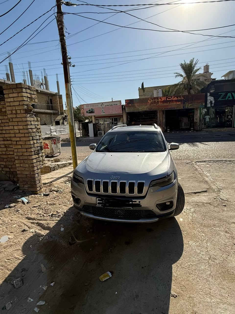 جيب بزون 21 فول مواصفات 
رقم شمالي سليمانية (وكالة باسمي)
6 سلندر 
ماشية (60km) 
حادثها تبديل بنيد فقط 
 مكاني ميسان
الرقم ***********

سعرها 158 
عوزها نواقص قليله
