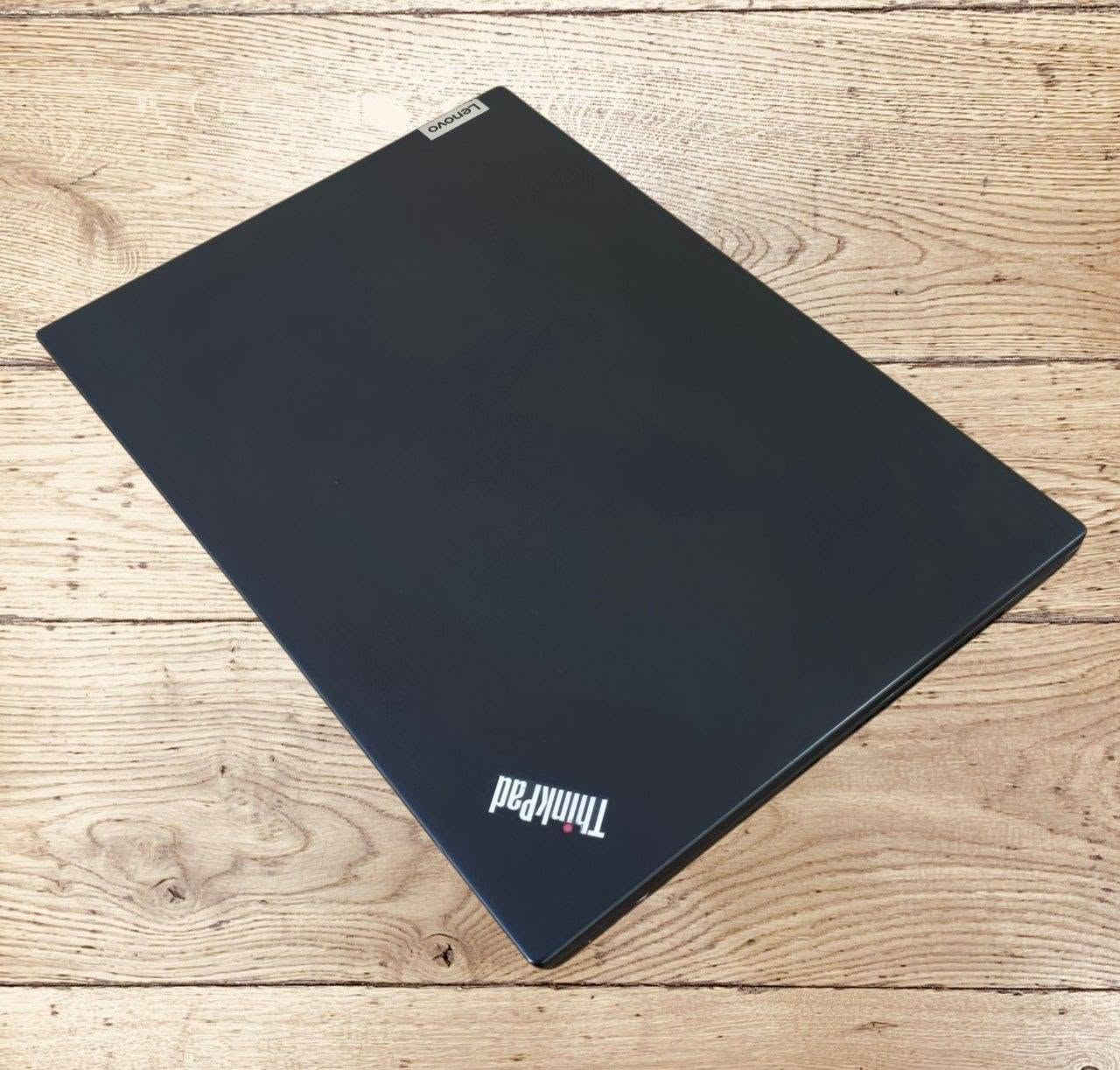 💻لابتوب من جيل 11 بمعالج Ryzen 5  
 وبكارت شااشه خارجي 

📢للألعاب والبرامج الهندسية القوية وجميع الاستخدامات 
🔥بسعرر 335,000 دينار فقط (تحطيم الأسعار )🔥
⚡️أقوى سعر في العراق 💁
📢ضمان لمدة شهر كامل 

LENOVO ThinkPad L14
💻لابتوب ممتاز لرجال الأعمال، الأساتذة ،طلاب الجامعات ، الدراسة والطباعة والتصميم، والبرامج الهندسية، و الاوتوكاد،والماتلاب، والألعاب🎮
يجمع بين الأداء والجودة بسعر ولا أروع!

✅المواصفات الكاملة:
🟩 المعالج RYZEN 5 
🟩 الجيل 11
🟩 الرام 8 گيگا  DDR4 
🟩 الهارد 256 GB نوع SSD السريع جداً 
🟩حجم الشاشة 14.1 نج  
🟩 كارت الشاشه الخارجي 2GB 
🟩بطارية ليثيوم ممتازة جدا تدوم ساعات طويله 🔋

💥ملحقات الجهاز
🔌شاحنة الاصلية ➕ حقيبة هدية 🎁
✅ السعر عرض خاص ( 335,000 ) الف فقط 
✅ يتوفر توصيل لجميع محافظات العراق 🚗

📞 للاستفسار والحجز: مراسلة الصفحة او المراسلة واتساب
 الواتساب ✅ ***********
  الاتصال ✅  ***********
