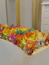 توزيعات حنه • قوارير • ألوان