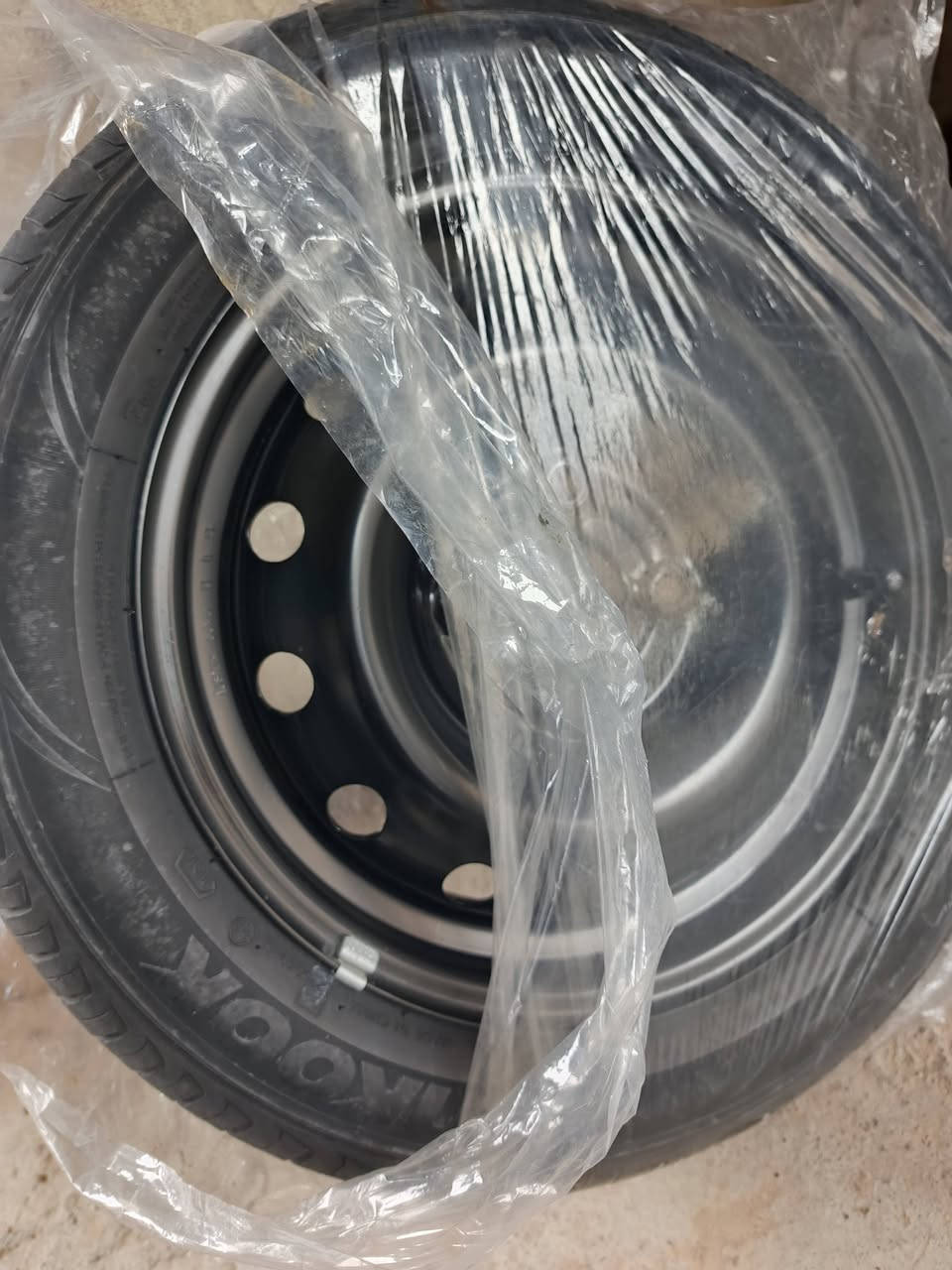 ويل وتاير سبير اوبترا بلادي
سعره 100 الف
مكان بغداد حي اور
مكان موصل حمدانيه
***********
