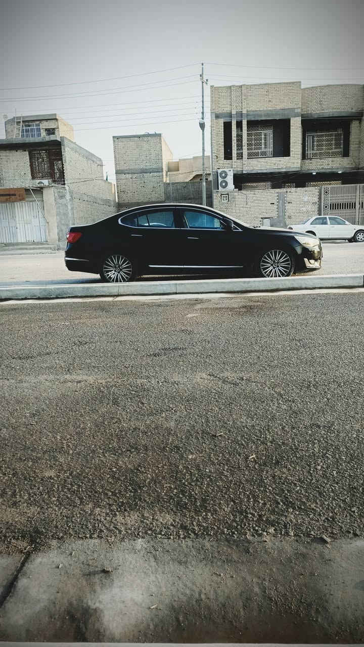 السلام عليكم 
كيا كادينزا خليجي  داخل ملكي VIP
السيارة فول ١/١ VIP 
6 سلندر 
اللون اسود

المواصفات✅

فول فول 
-بانوراما 
-تشغيل بصمة مع بصمة الابواب الامامية🎶
-نظام ترحيب
-انارة بالمرايات والابواب الامامية
-كاميرا وحساسات خلفية
-حساس ماسحات
-بردة خلفية متحركة
-كشنات كهربائية جلد تدفئة وتبريد 
-كشنات خزن ميموري 
-لوحة تحكم بالكشن الخلفي
-لد امامي وخلفي
-تحكم كامل بالستيرن
-شفتات ستيرن رياضي بلادي
-نظام ترحيب 
-اشاير مري+اشاير ترحيب +شفط+قلاب 
وباقي مواصفات الكادينزا معروفه 
بيها قطعتين صبغ (( اثر شخوط)) مكفوله من الحادث
كلش نضيفه وبلعافيه ع الياخذها
كير ومكينه خير من الله مكفولات مكينه برغي ممفتوح منها 
السونر مرفق بلصور
رقم بغداد نكليزي 

السعر135وبيها مجال

 السياره باسمي 
‏
 ***********
***********

العنوان:- بغداد الدورة
