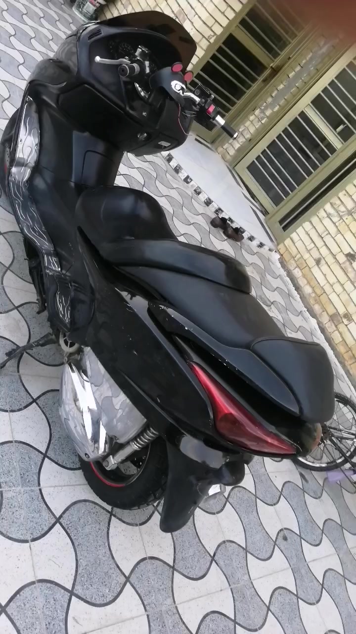 تم اعادت النشر بسبب الوعود الكاذبه
فورزه 0،8 - - MF مواصفات Si أوراق اصولي    دراجه نضيفه تايرات جدد كرستال اشاير لايت عالي ناصي

باتري تعبان  محرك مكفول كفاله عامه  جاهزه من كلشي نكرت سلف كهربايات شغاله بالكامل

رقم الهاتف ***********  مكان ناصري سوق الشيوخ ناحية الطار السعر 750
