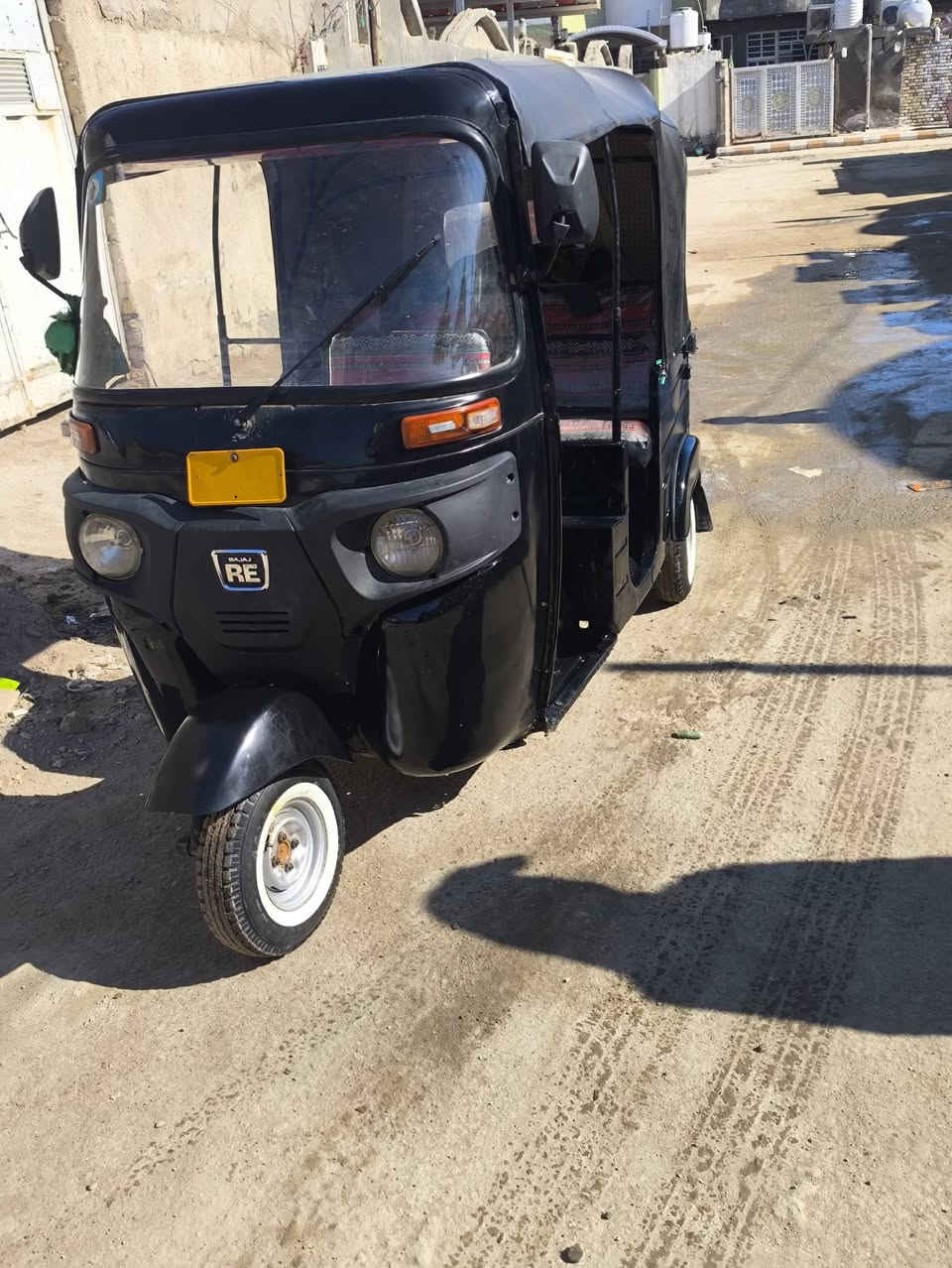 اسلام عليكم موديل 20مكفوله كفاله عامه
رقم وسنويه انكليزي تكتك جاهزه علخير حبايه 
مال جناي متوازي عل بيعته السعر 5ونص وبيه مجال
للشراي***********
