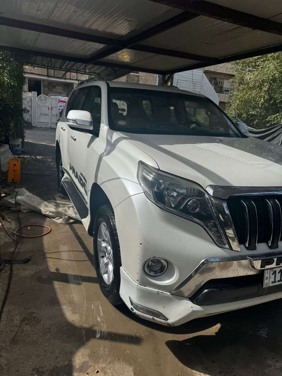 للبيع برادو  TXL 2014خليجي 

سياره كفاله عامه لا صبغ لا ضربه 

ماشيه ١٧٠ الف 

مكان سياره بياع حي الرافدين 

سعر ٣٢٥ ورقه بيهه مجال 

جدا نضيفه السياره دبل تانكي ٦ سلندر مكينه ٤٠٠٠ 
مواصفات البرادو معروفه 

***********
