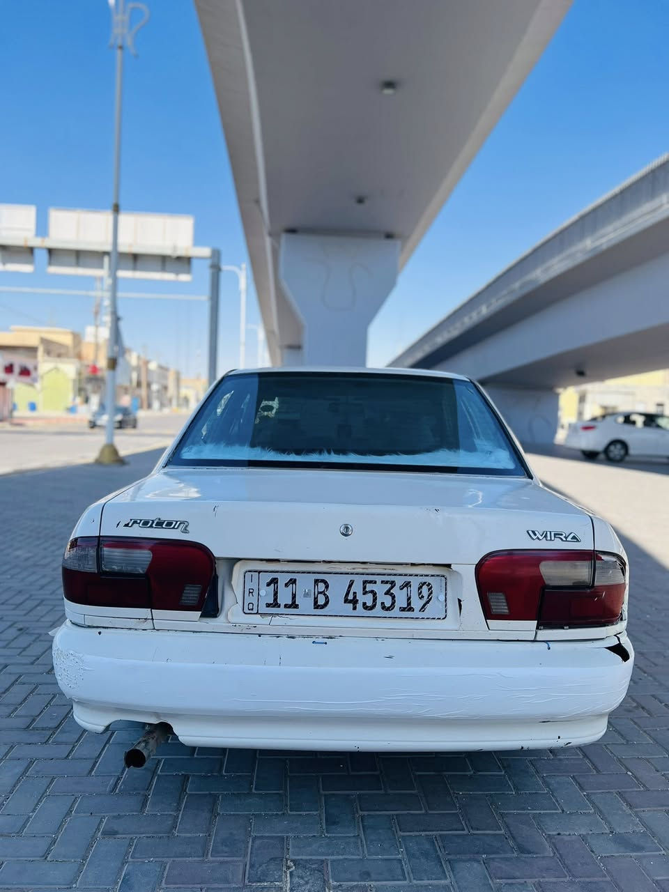 سعر مناسب جدآ 35$وبيها مجال !!!
براتون 2002 حره رقم بغداد دولي شرط التحويل !!
سنويه 2031هزه جديده كير عادي محرك جديد 
صدر امامي نص عمر صدر خلفي جديد تخم تاير جديد 
غرفه نضيفه جام كهرباء دوشمه جديده كهربائيات شغاله 

مكاني تكريت ***********
