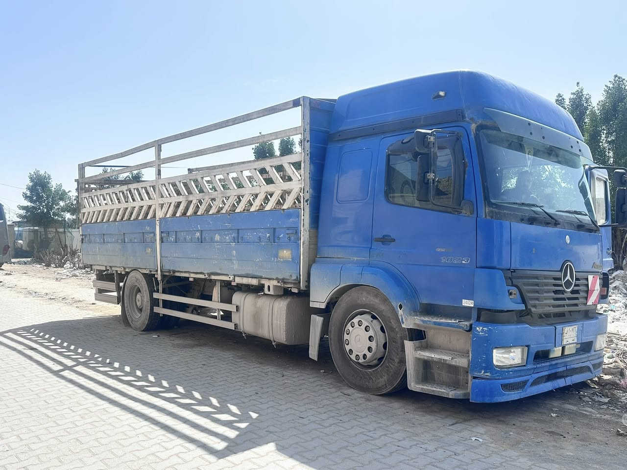 سلام عليكم اتيكو 10 برغي طولها 7 متر موديل 2004 چوبلس امامي خلفي ‭0772 676 7389‬

‭0781 302 6869‬
