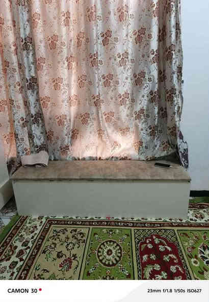 غرفة للبيع 900 وبيها مجال
العنوان الحصي السده قرب البعيفان 
رقم ***********
