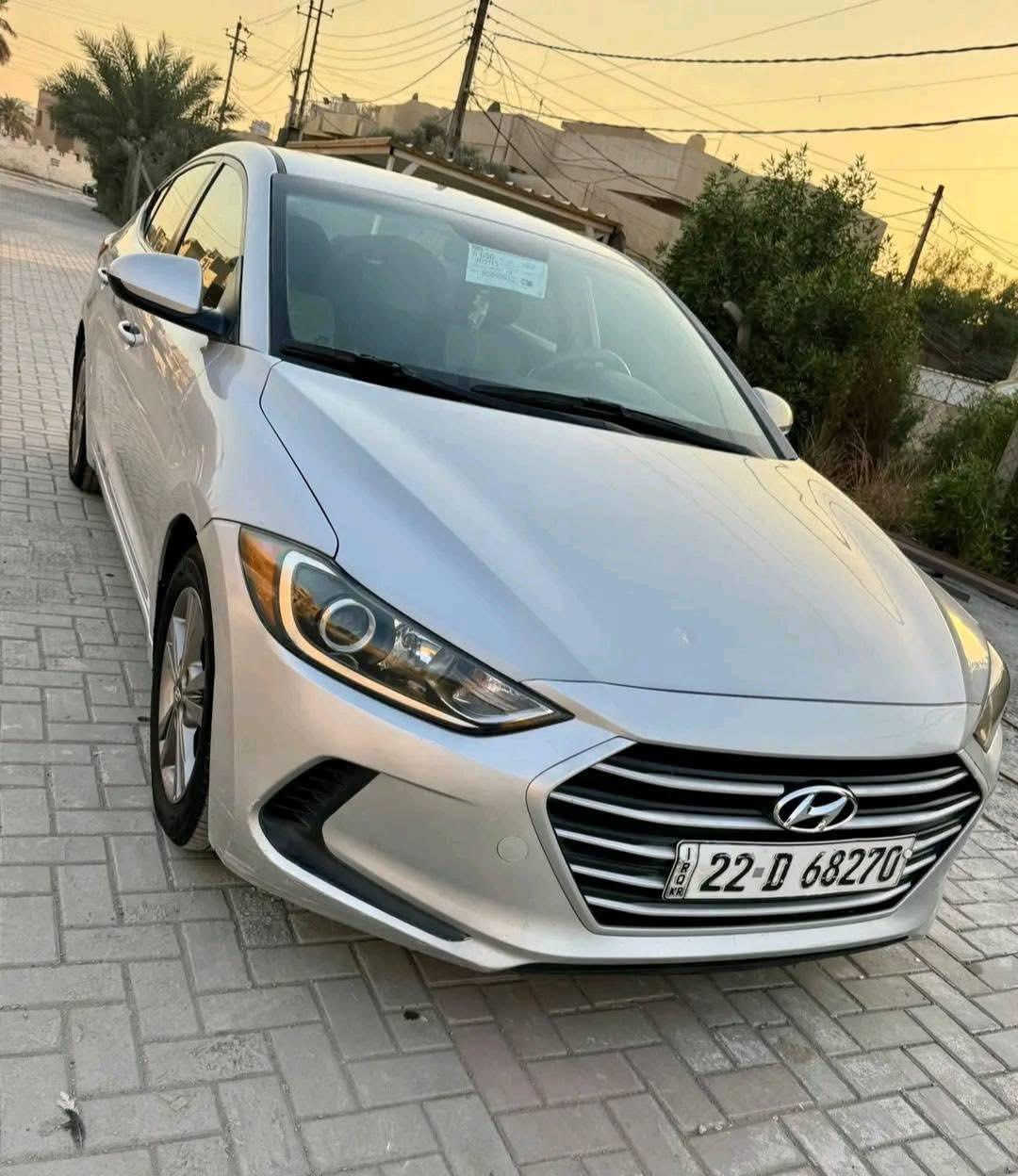 النترا 17وارد امريكي حادثها قبق جنطه فقط
بدون ايرباك بدون دواخل بدون لغود 
الباقي مكفول من الصبغ والبارد 
السياره جديده ماشيه 72الف 
مابيها نقص       موصفات 
شاشه كبيره بلاديه تدعم كار بلاي 
كامره خلفيه دواره فول تحكم ستيرن 
مانع انزلاغ    3انضمهة قياده 
ايكو.   نورمل.   سبورت.  مكينه 2000 
دوش مكفوله.    الكير ATالمرغوب مكفول للاستفسار ***********مكانه بغداد
