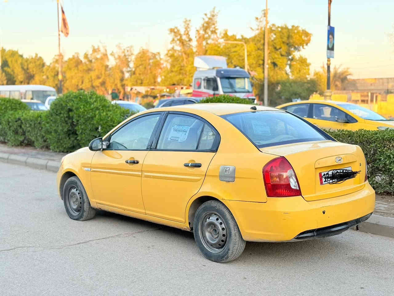 السلام عليكم سياره اكسنت 2009سياره جديده كير محرك حداديه تخم تاير مكينه 1600جازه مصفره هيه وغرام رقم مثنئ دولي سيار بيه جاملغ خلفي بدون عابر وباقي كفاله السعر 65وبيه مجال مكان سياره سماؤه المركز السفسار ‭0780 038 6701
