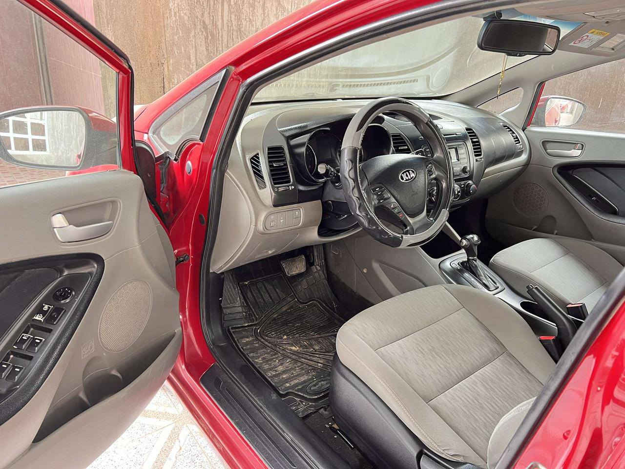 #مكلف بالنشر
سيراتو ٢٠١٤ خليجي بسعر مناسب جدا الضرر قطعتين صبغ بدون حادث  جاملغ  ايسر وبنيد بسبب انفجار بطاريه وحرق صونده البانزين يوجد جرادبالقماره     صلاح الدين الضلوعية   تحويل ثاني يوم مكلف بالنشر الاتصال على  الرقم ***********
