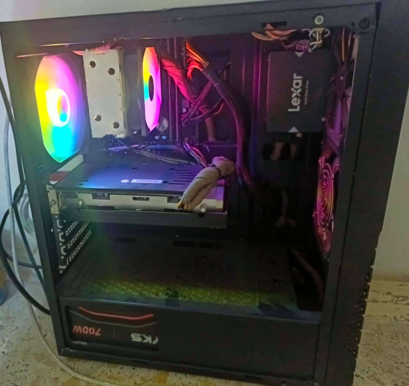 للبيع PC قوي للألعاب والشغل 🎮🔥

🔹 المعالج: Intel Core i5 الجيل الثالث
🔹 الرامات: 16GB DDR3
🔹 كارت الشاشة: RX 580 8GB
🔹 التخزين: SSD 128GB
🔹 هارد إضافي: HDD 500GB
🔹 الباور سبلاي: 700W
🔹 مبرد غازي تبريد ممتاز ❄️

الجهاز نظيف ويشغل الألعاب والبرامج بشكل ممتاز 💯

💰 السعر: 250 ألف قابل للتفاوض
📍 الموقع: بغداد - مدينة الصدر - قطاع 38
📞 ***********
