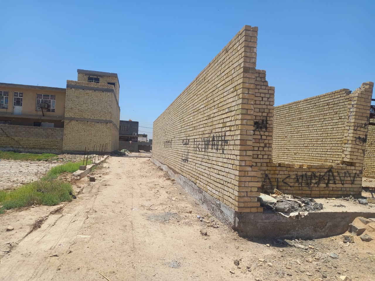 واجيه ١٤متر ونزال٤٨ زراعي بس مكاتبه
عنوان حميده  قريت ساده الاطوال 
رقم  ***********
