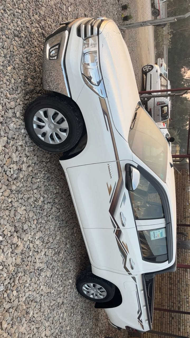 السلام عليكم  للبيع بيكم هايلوكس ناصي موديل 2024سياره زيرو صفاره ماشيه 11الف رقم بغداد
تحويل مباشر العنوان ديوانيه للاستفسار الاتصال على الرقم ***********
