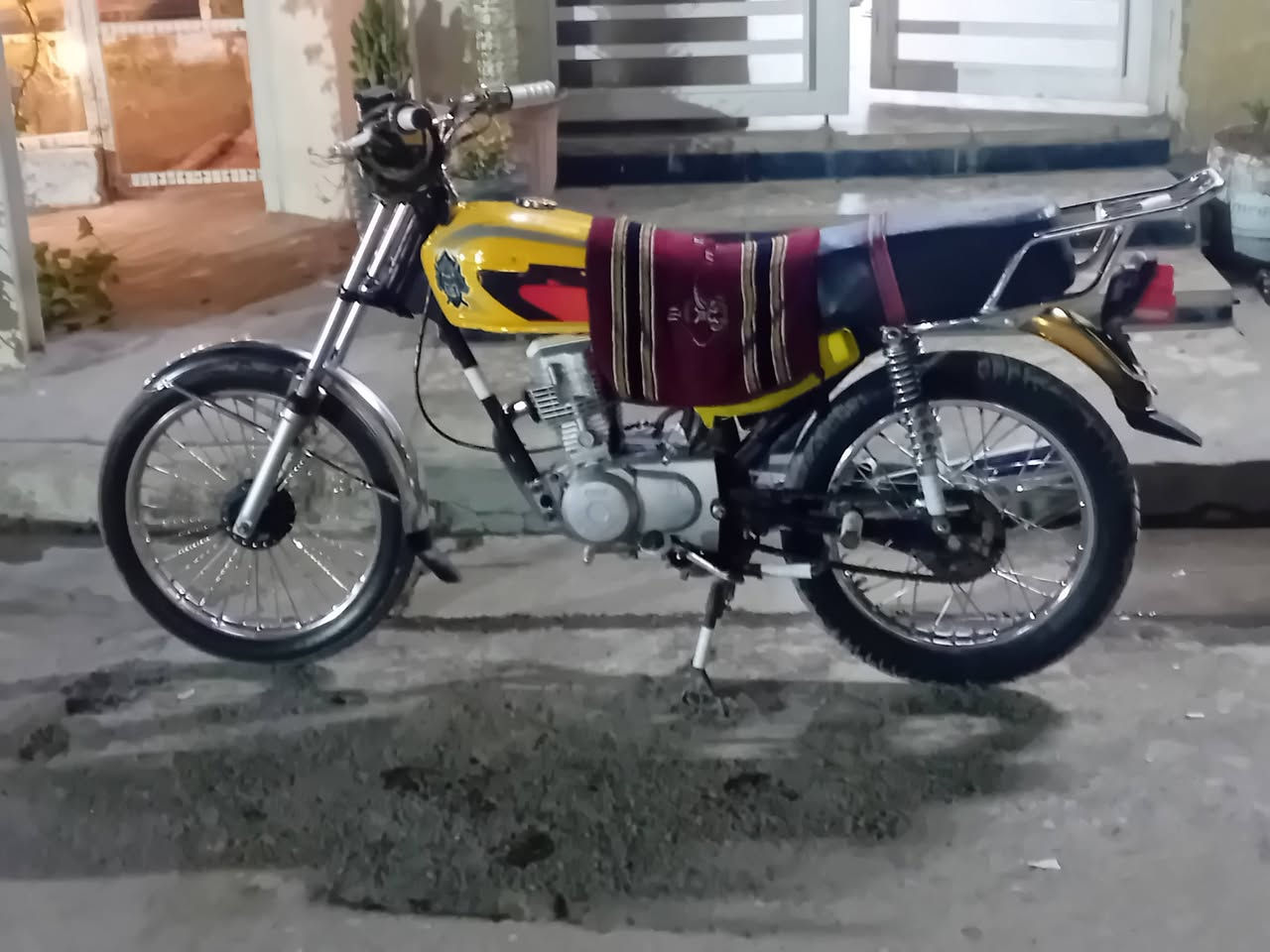 سلام عليكم دراجه ايراني ارشا أوراق اصولي موديل 2016 دراجه تنضيف خير من لله
مكان بغداد البياع الشرطه الخامسه
السعر 400وبيه مجال لطيبين

رقم *********** متواجد وتساب وخط
