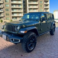 جێب رەنگلر 2023 مەکینە V6 تەنها 11 هەزار ڕۆشتووە  ناو زه رد سه قفى پان...