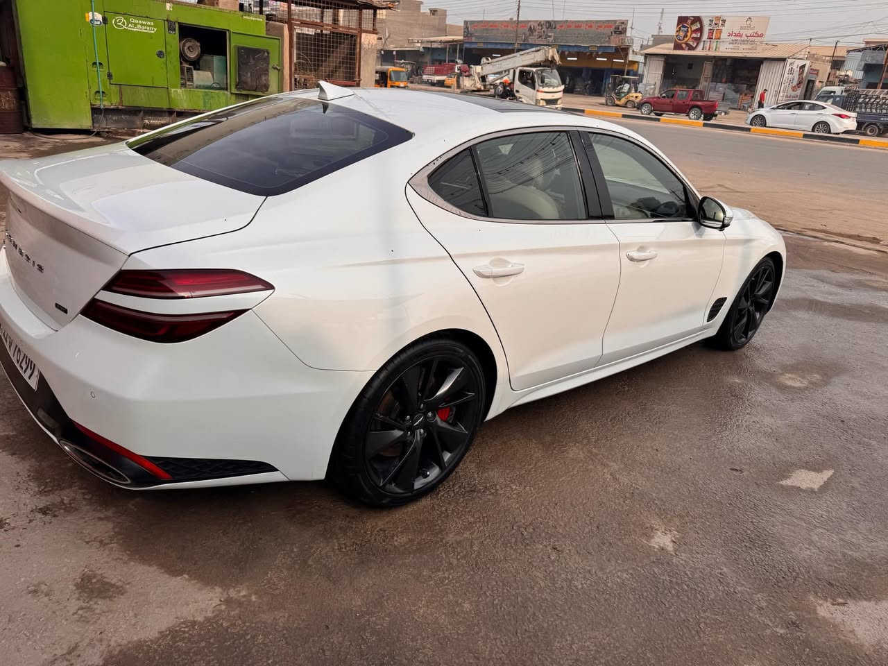 سلام عليكم
Genesis g70 V6 3.3 Twin turbo (2022)
العداد :67 
الفئة: برستيج تو ويل (دفع خلفي)

رقم التواصل :***********
لون : ابيض 
حادث السيارة : موجود بصور
شوت رياضيه ابلادي 
برنامج تزويد من امريكا
رقم بغداد باسمي
السيارة فول 1/1 اعلى فئة
- فتحة سقف بانوراما
- داتا شو
(eco- normal-sport-sport plus- costume) وضعيات قيادة 5 -
- اكزوز بلادي رياضي + بيها اكتف كزوز
- لانج كونترول
Auto Hold -
- شاشة كبيرة
- كشنات امامي تدفئة تبريد
- كشنات كهربائية + ميموري
- كشنات بقلاوة ابيض ملكي
- تدفئة ستيرن
- ستيرن كهرباء
- كامرات ٣٦٠ درجة
- حساسات امامي خلفي
السعر 245 بيها مجال
