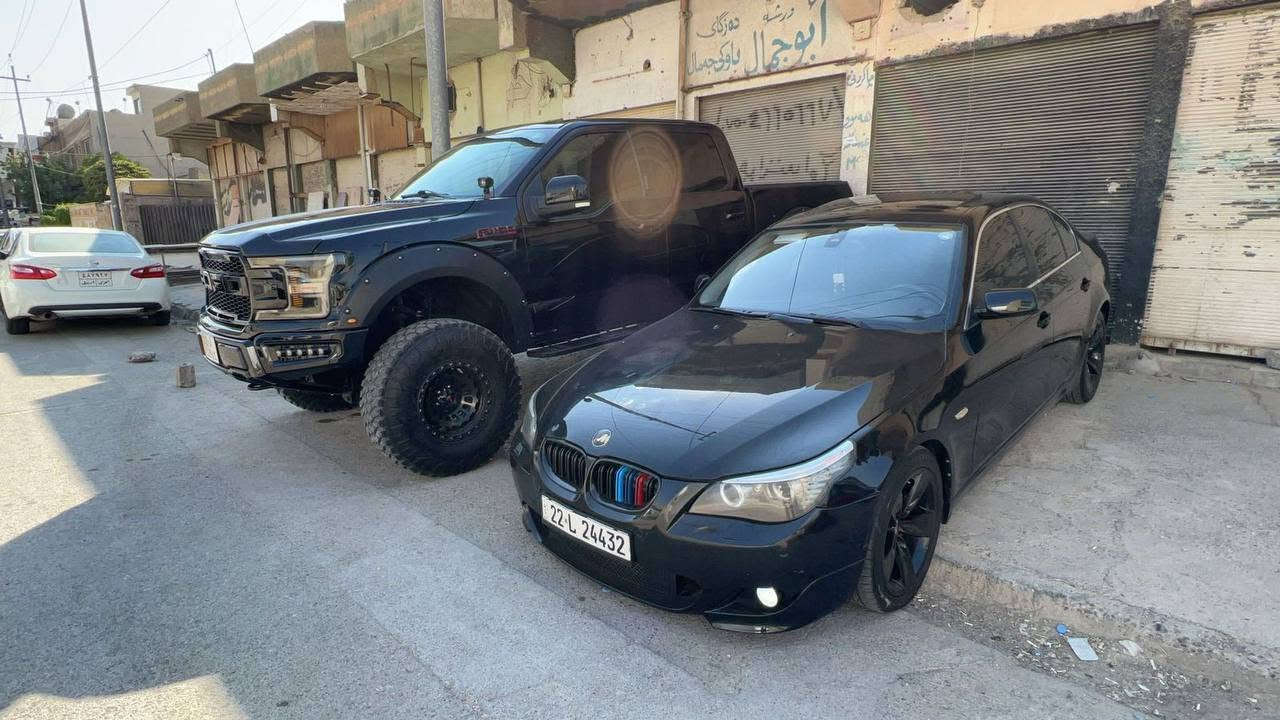 للبيع او المراوس حسب القناعه
BMW E60 2008 
السعر 119 ورقه بيع مستعجل
مكينة N53 🔥

▫️ السيارة بلاد بدون تبديل بدون صبغ بكم مكان اكو بارد السونار مرفق
▫️ فقط دعامية أمامي وخلفي مصبوغات
▫️ السيارة وضع شركة، بدون ضربات وبدون تبديل قطع
▫️ ممشى: 152 ميل 
✅ مكينة كصّة جديدة
✅ كير كوبرا (نورمل / سبورت / مانيوال)
✅ مبرمجة آخر تحديث 2025
✅ سلايت شغال
✅ تبريد ثلج + شاد بنكه إضافية للتبريد وتبريز الكزاز
✅ تدفئة + تدفئة كشنات
✅ بلكات جديدة
✅ ولف حرارة + جوزة حرارة + دبة راديتر جديدة + براد دهن 
✅ تايرات خلفيه جدد الأمامي تعبانات
✅ دهن Castrol وبنزين محسن دائماً + مي أزرك
✅ صدر امامي تعبان صدر خلفي جيد جداً

📌 السيارة باسمي وسنوية لحد 2029
📌 خالية من أي نقص ميكانيكي أو كهربائي أو خارجي
📌 مكفولة كصّة، ضربة، غرامات، تحويل 

⚠️ الملاحظة الوحيدة: بداية جراد خفيف عالبنيد + تحتاج صبغ للدعامية الـ M فقط
وساقطة هزة 

📍الموقع: الانبار فلوجه 
📞 للتواصل واتساب أو اتصال: ***********
