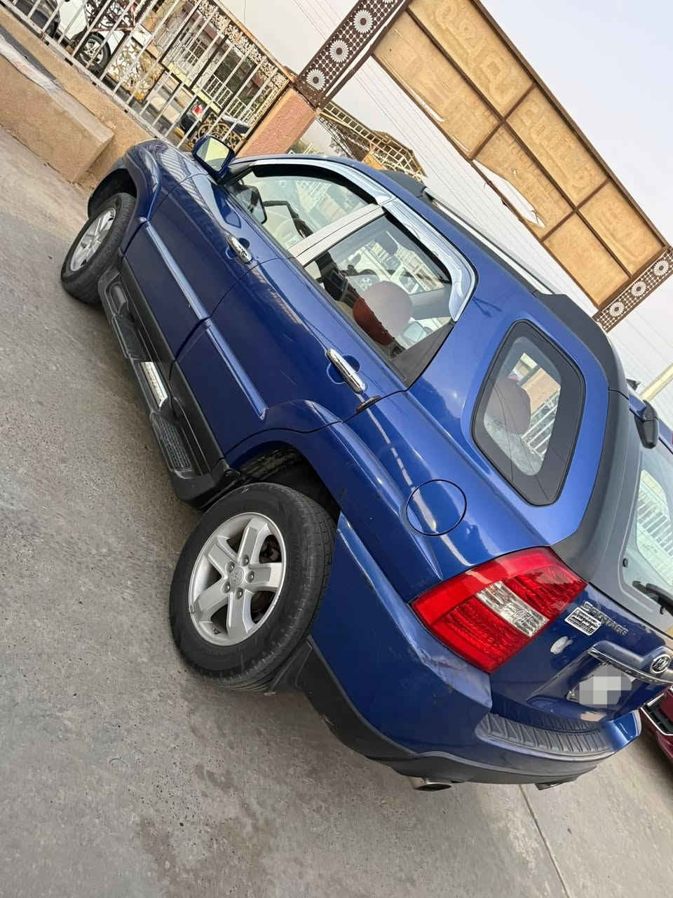 #للبيع_او_مراوس حسب القناعة
#سبورتج ٢٠٠٩
رقم دولي صلاح الدين
هزة وسنوية جديدة بأسمي تحويل ثاني يوم 
بدون صبغ بدون ضرر
محرك 2000 مفتوح
كير جديد شرط
كهربائيات كلها شغالة
زوج تاير جديد
شاشة مع كامرة
ارضية جلد
٥ ويل كب
العنوان/الشرقاط
السعر /118$ بي مجال
***********‪
