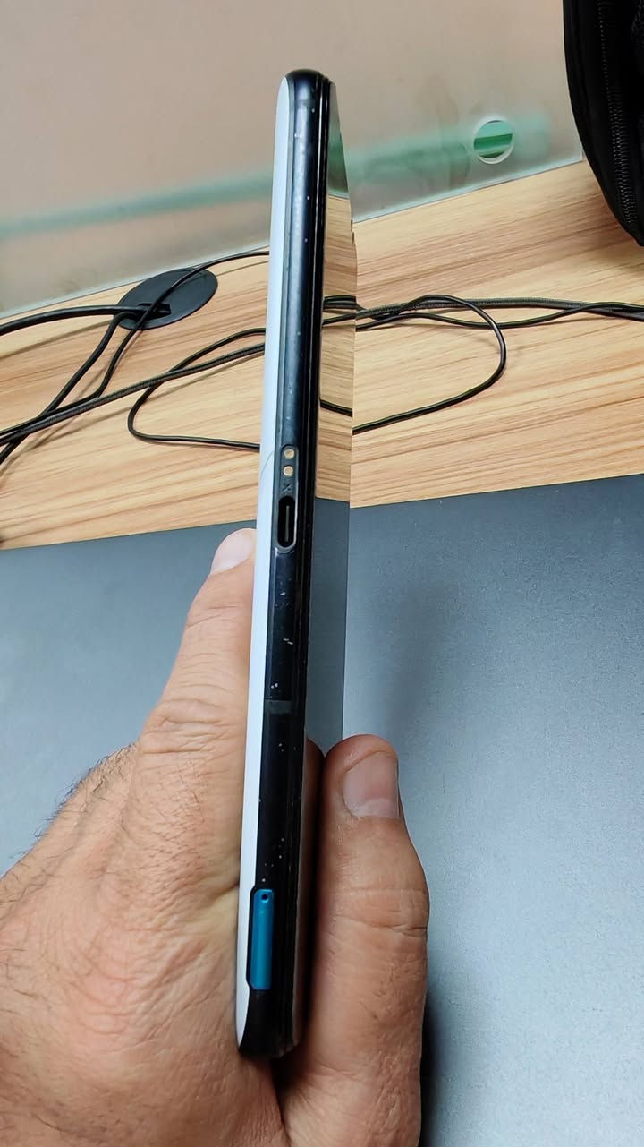 سلام عليكم للبيع جهاز
Asus Rog phone 7 Ultimate
16/512
165 htz - 120 frame
بطارية 6000 شاحنة 67 واط 
شفتات 2 لمس + 4 مدمجة مع الكولر
جهاز كامل الملحقات مع الكارتونة وكفر اضافي
السعر 850 الف 
مكاني بغداد اعلام ما عندي توصيل
صور الجهاز وفديو توضيحي عن الملحقات 👇


**إذا كنت صاحب هذا الإعلان وتريد حذفه لأي سبب، رجاءا أرسل رسالة إلى الدعم الفني**