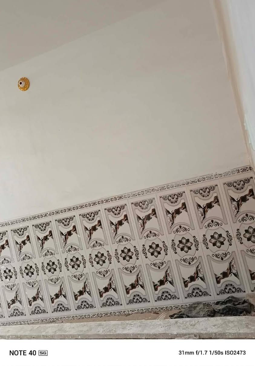 دار للبيع  100م السعر 20وبي مجال  
نجف شارع المطار القديم خلف اسواق الامير  يحتوي على غرفه وصاله ستقبال ومطبخ وصحيات     بناء طابوك سقف عگاده  زراعي

 #تواصل الاتصال ع الرقم تاليه
***********
