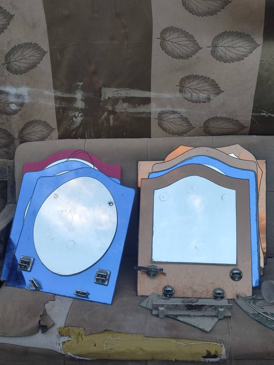 سلام عليكم غراض كلمن وسعره مكاني نجف حي نداء ***********
