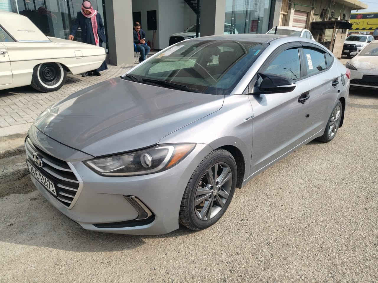 سلام عليكم
النترا 2017 محرك تيربو 

سياره جاهزه من كلشي نظيفه حيل فول موصفات ماعده فتحه سقف للاستفسار

***********
