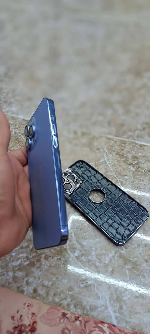 سلام عليكم ايفون 13 Pro Max
لون الجهاز سمائي ال مميز …

  الجهاز مبدل شاشه اصليه تفصيخ فول اصليه بدون قطره حماوه + بطاريه اصليه 
 تقره نسبه ماتصرف ابد بشرط تفحص كدامك 

 ذاكره الجهاز ٢٥٦ امريكي LL/A

فيس ايدي شغال +شاصي الجهاز مكفول من الشخط حيل نضيف 
سعر480 وبي مجال راسني وتدلل


**إذا كنت صاحب هذا الإعلان وتريد حذفه لأي سبب، رجاءا أرسل رسالة إلى الدعم الفني**