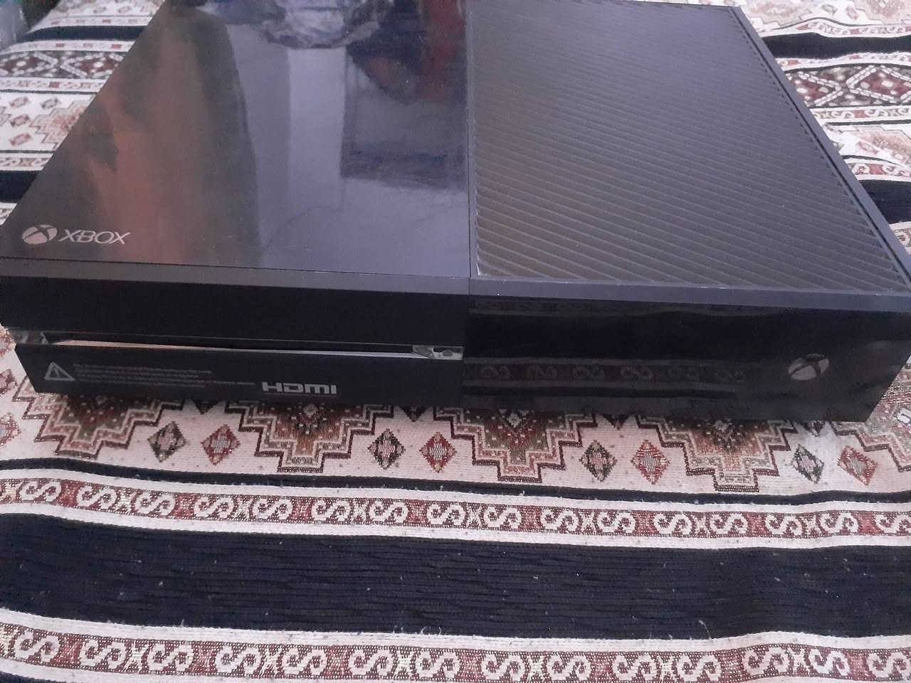 السلام عليكم سوني للبيع XBOX OAN FAT
كامل ملحقاتو 

مع يدة واحدة 

السوني نضيف مع ختم الشركة 

مع لعبة فيفا 22 

للتواصل معي 

تلجرام @s_77gr

الهاتف ***********
السعر خاص
العنوان الموصل حي اليرموك
