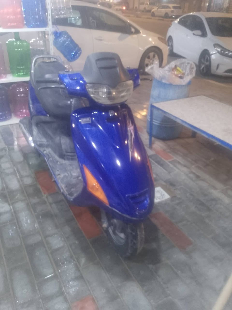 السلام عليكم شلونكم شباب دراجه فراشه للبيع نضيف مكينه ما مفتوحة الدراجه نضيف شغاله كهربائي الدراجه مكانها الحله الكرامه الشارع الحدائق السعر 350وبيها مجال بصيط رقم الهاتف ***********
