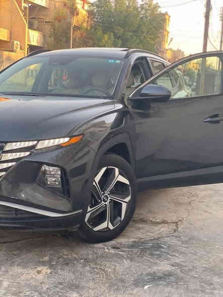 سلام عليكم توسان 2023 وارد أمريكي 🇺🇸 قول مواصفات 1/1 حادث السياره كسره من امريكا بلبنيد فقط صبغ ممبدل السياره ليبل واحد رقم بغداد اب اسمي موصفات السياره
1-بصمه تشغيل
2-بصمه أبواب لمس
3-تشغيل عن بعد
4-كشنات جلد لون اوف وايت 
5-ويل كب حجم 19
6-دفع رباعي 4+4
7-رادارات جانبيه 
8-اشاير بل مري 
9-فور ويل
10-شاشه كبيره + كار بلي
11-كأمره خلفيه
12-كشنات تدفئه +تبرد
13-تبريد قطعتين
15-كشن كهربائي 
16-توقف ذاتي
17-ثلاث انظمه قياده سبورت-ايكو-عادي 
18-عداد متغير 
19-جنطه كهربائي
20-سلايت سقف
21-اوتو ستوب - اوتو هايد
22-شفتات ستيرن 
23-تحكمات ستيرن جهتين
24-مانع انزلاق + نزول منحدرات
25-رادار امامي +خلفي
26-تحديد مسار 
27-ترحيب ذاتي
28-مثبت سرعه ذكي 
29-هندبريك دكمه 
30-ماشيه 32كيلو متر
31-شاحن موبايل لاسلكي
32-محرك السياره 2500
لون السياره رصاصي غير محدد مكان السياره بغداد حي العامل السعر 195 وبيها مجال بسيط رقم الموبايل ***********
