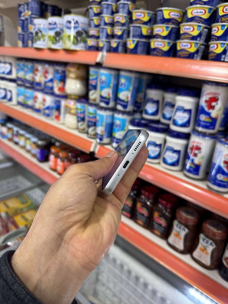 سامسونج A54 5G ذاكرة 256
السلام عليكم للبيع سامسونج A54 5G ذاكرة 256 عشوائية 16 جهاز نضيف كلش مامتعوب جهاز مواصفاته قوية كلش معروفة من سامسونج ملحقات فقط كيبل شحن اصلي السعر 250 الف وبي مجال مكاني البصرة ***********
