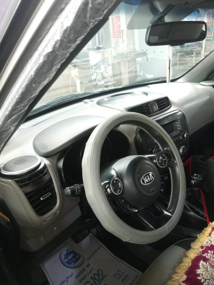 السلام عليكم صول ٢٠١٤ محرك ١٦٠٠ ماشيه ١١٢ ضربتها بنيد مبدل وجهه السايق بيها تبديل وصبغ وبيها بارد بل جهه الثانيه   بيها جراد ب اماكن تبريده يخبل منضمومه جديده شرط ولاكلوب مشتغل دوشمه جديده رقم بابل سعرها 105لل استفسار ***********
