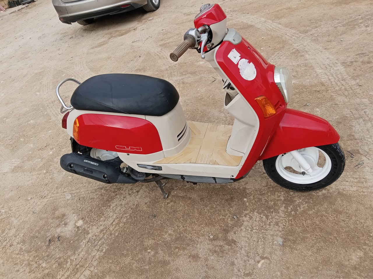 سلام عليكم متاح ماكس بوليسي كابريته داخل كريمي دراجه شرط برغي ما مفتوح بيه صاله 3 اشهر من طالعه من معرض شرط وكاله ختم واحد ويه مكينه وصل معرض موجود. دراجه نضافته شوفت عينكم  الله شاهد تحفته  ..سعرخاص. مكان كربلاءالبوبيات قرب اسواق برتقاله الاستفسار اتصال الرقم ***********
