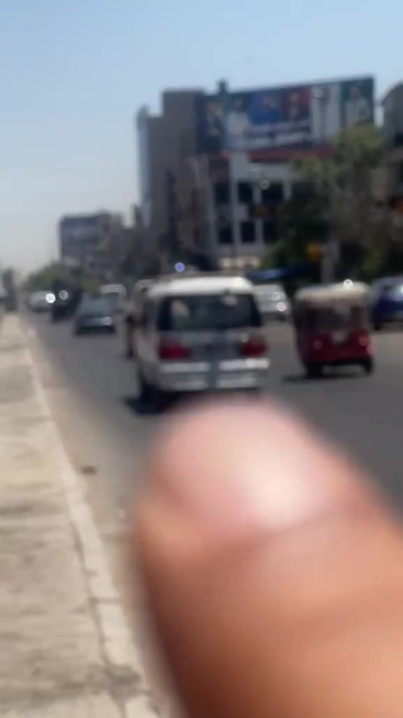 عماره 5 طوابق الايجار حسب الطلب شارع فلسطين نادي التركماني ***********

