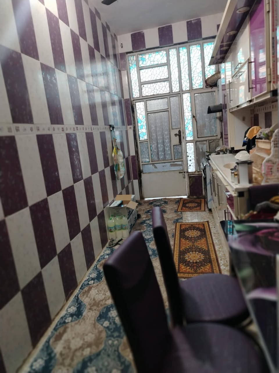 بسبب الوعود الكاذبه بيت للبيع  السبيس بلعابرات مقابيل مدرسة الريان مساحته 125م شارع 20م البيت معروض ب 90 وبي مجال بسيط مستعجل ع البيع للإستفسار  *********** مكلف بالنشر
