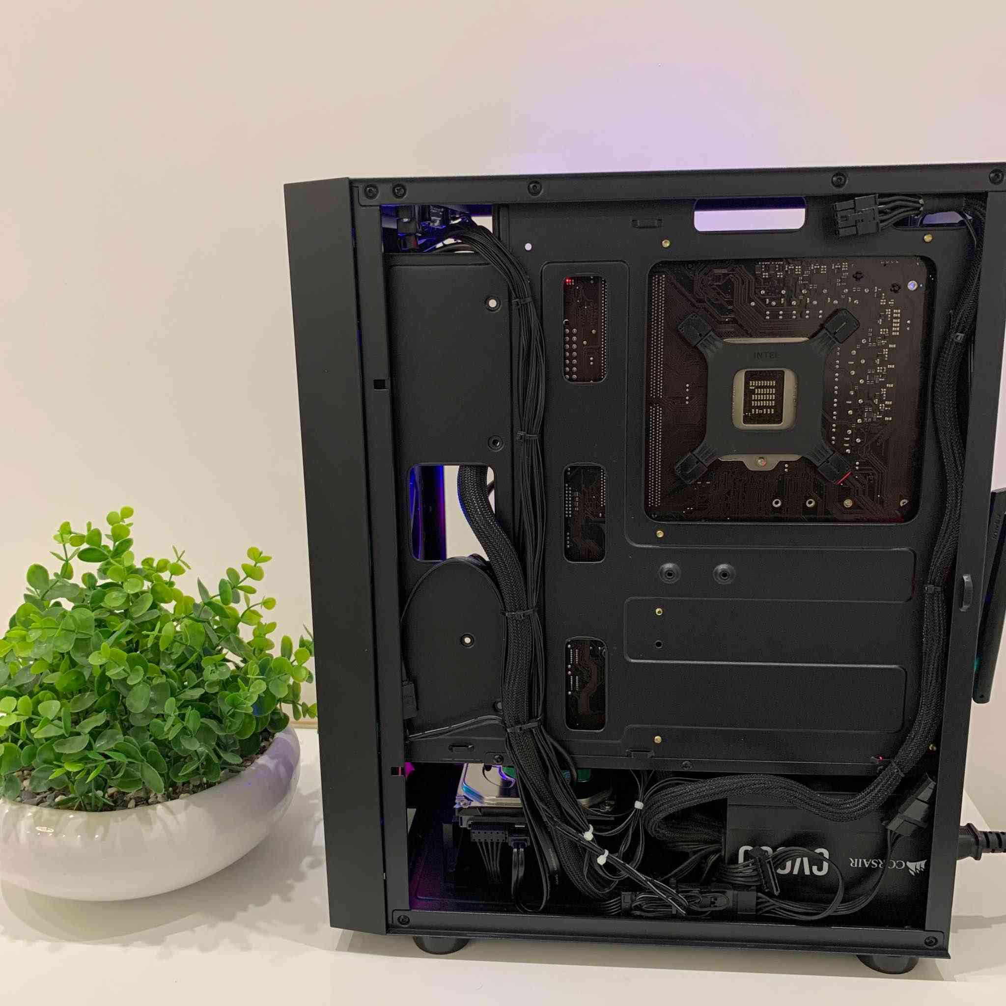 PC Specifications

CPU: Intel® Core™ i5-9400F (6C / 6T)
CPU Cooler: ARCTIC Freezer 7 X CO Compact Air
GPU: Zotac GeForce® GTX 1660 Twin Fan - 6GB
MOBO: GIGABYTE Z390 GAMING X-CF
RAM: Corsair Vengeance LPX 16GB DDR4-3200
SSD: Samsung 860 EVO 250GB M.2 SATA
HDD: Seagate Barracuda 1TB 7200RPM
PSU: Corsair CV650 650W
Case: Xigmatek Duke Mid-Tower Case السليمانية, العراق


**إذا كنت صاحب هذا الإعلان وتريد حذفه لأي سبب، رجاءا أرسل رسالة إلى الدعم الفني**