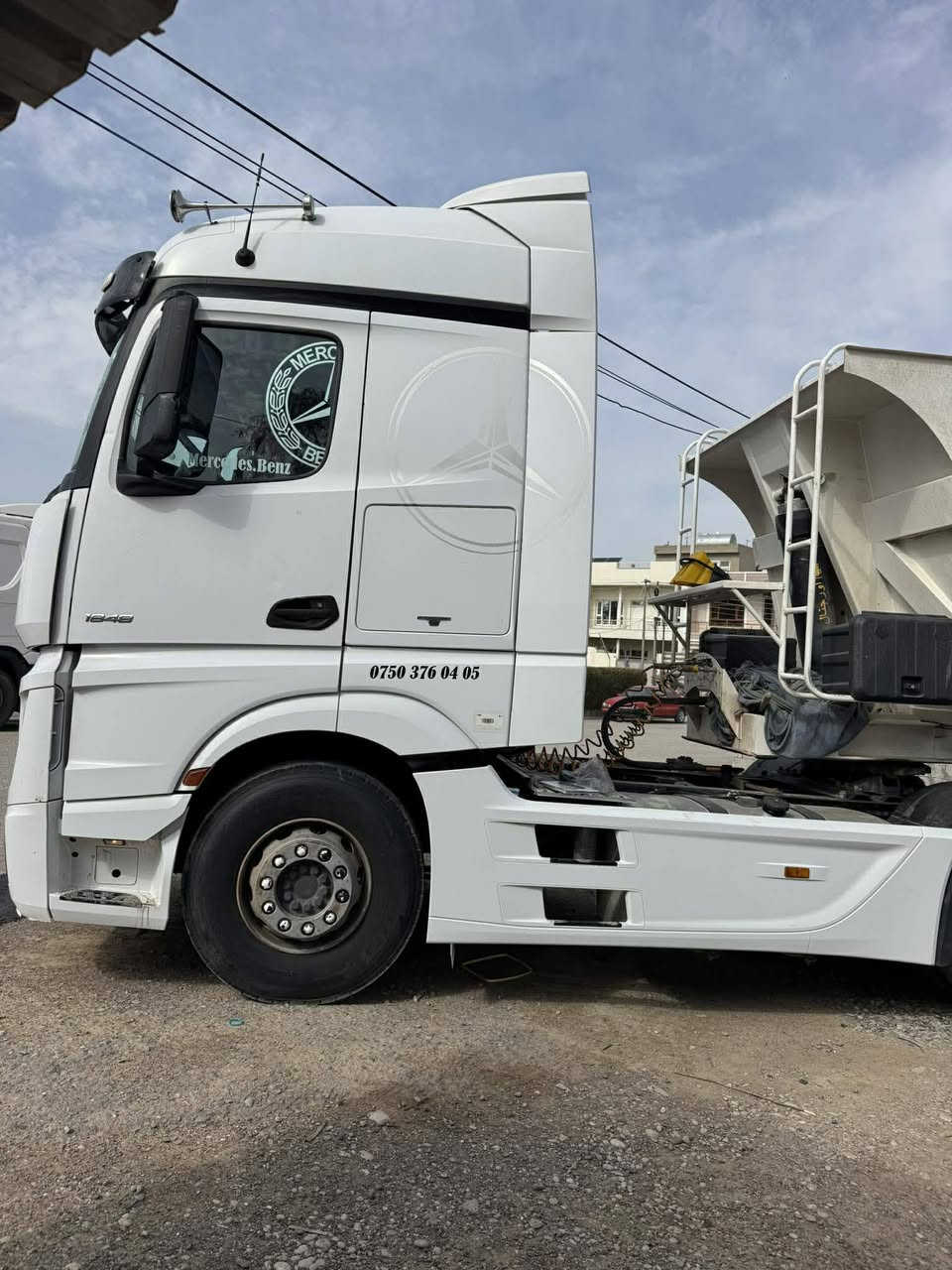 سـڵاو هاورێیان  للبیع  بس راس فرۆشتن
اکتروز وەحش بەس کەلە مـۆدیـل 2015 حجـم 1848 گێر گەورەی51 سبلیـت خەزن ریتـایدر سلاجە فولی بەس بێ کامیراوحساسە سەنەوی چوار دینگر قەلاب ڕەبتە سەیارەکە جاهزە بۆ ناو ئیش هەموو گیانی لەسەر بیلادە شرط فەحس زانیاری زیاتر ژمارەی خاوەنی  ***********☎️
                                          ***********☎️
